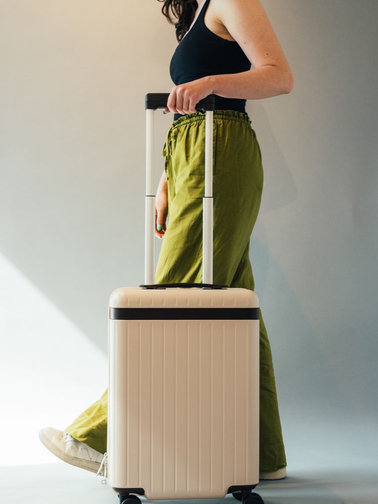 Carl Friedrik The Carry On 